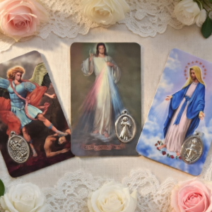 Italian Laminated Catholic Prayer Cards with Embedded Medals Set